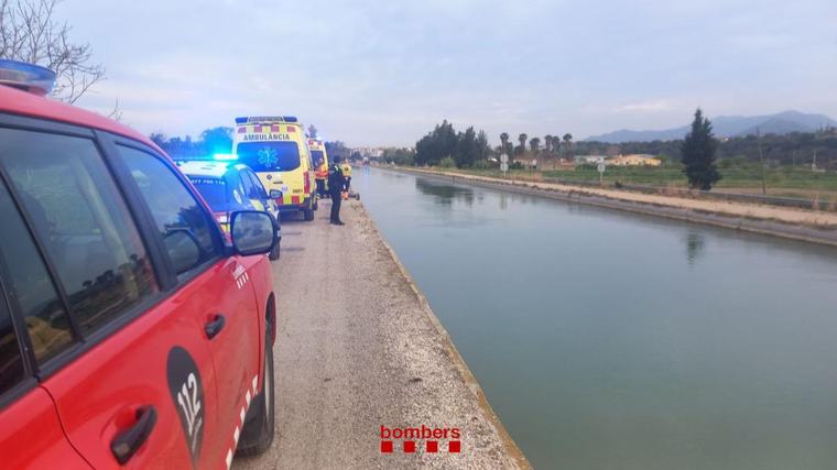 Troben un cadàver en una séquia del canal de la dreta d'Amposta