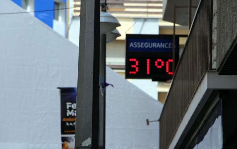 La primera onada de calor al setembre encadena tres dies de rècords de temperatura
