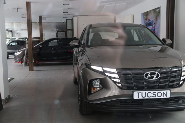 Els vehicles 100% elèctrics, única excepció en el bon moment de la venda de cotxes