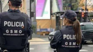 Societat El Govern convoca un concurs per adquirir equipaments antibales per a la Policia