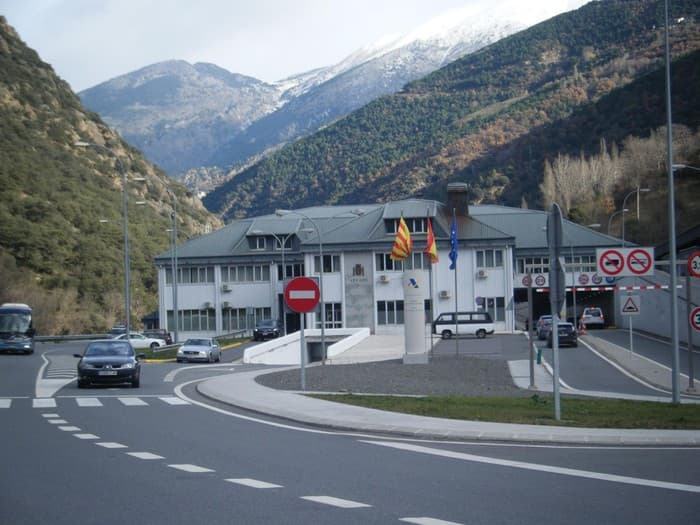 Una caiguda del 15% en un producte clau: per què baixen els ingressos de la Duana a Andorra?
