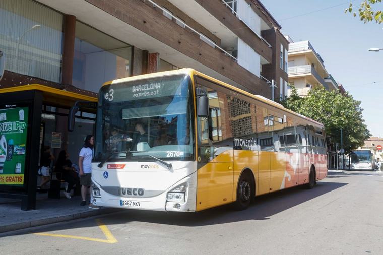 El Departament reforça la línia d'autobús e3 entre Barcelona, Cerdanyola i la UAB amb 60 expedicions noves