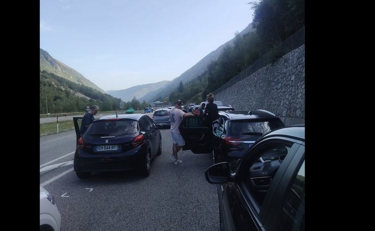 Reobert l’accés a Andorra per França després d’hores de cues per un accident